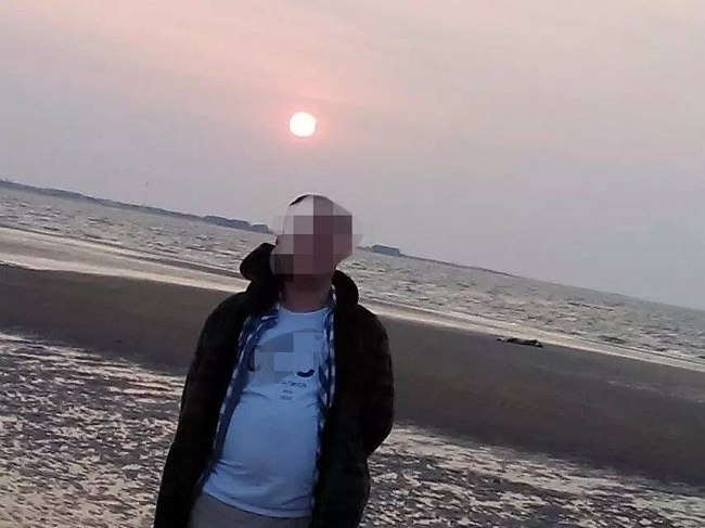 ���˱���