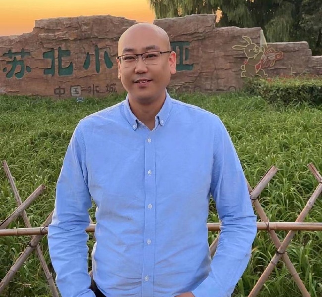 ɽ����ͷ��